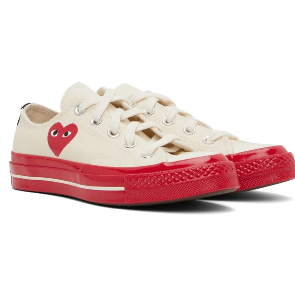 COMME DES GARÇONS